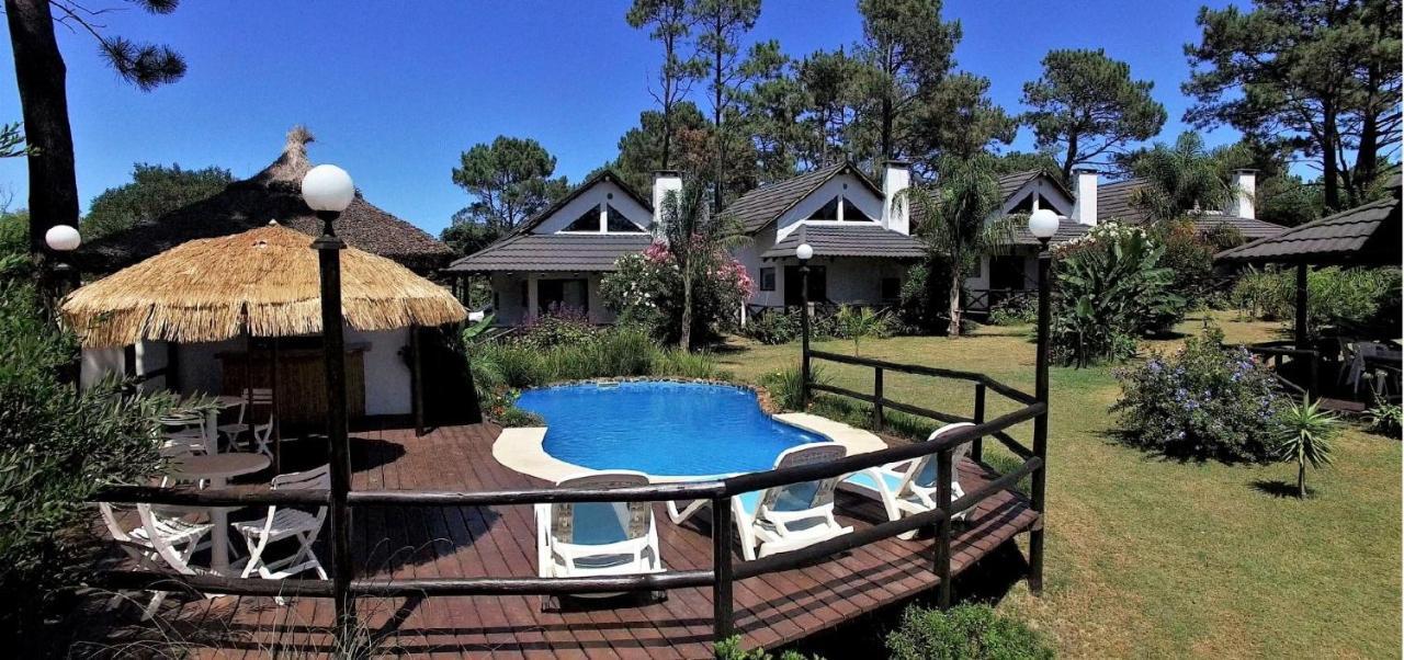 Bungalows Punta Colorada Piriapolis Exterior photo