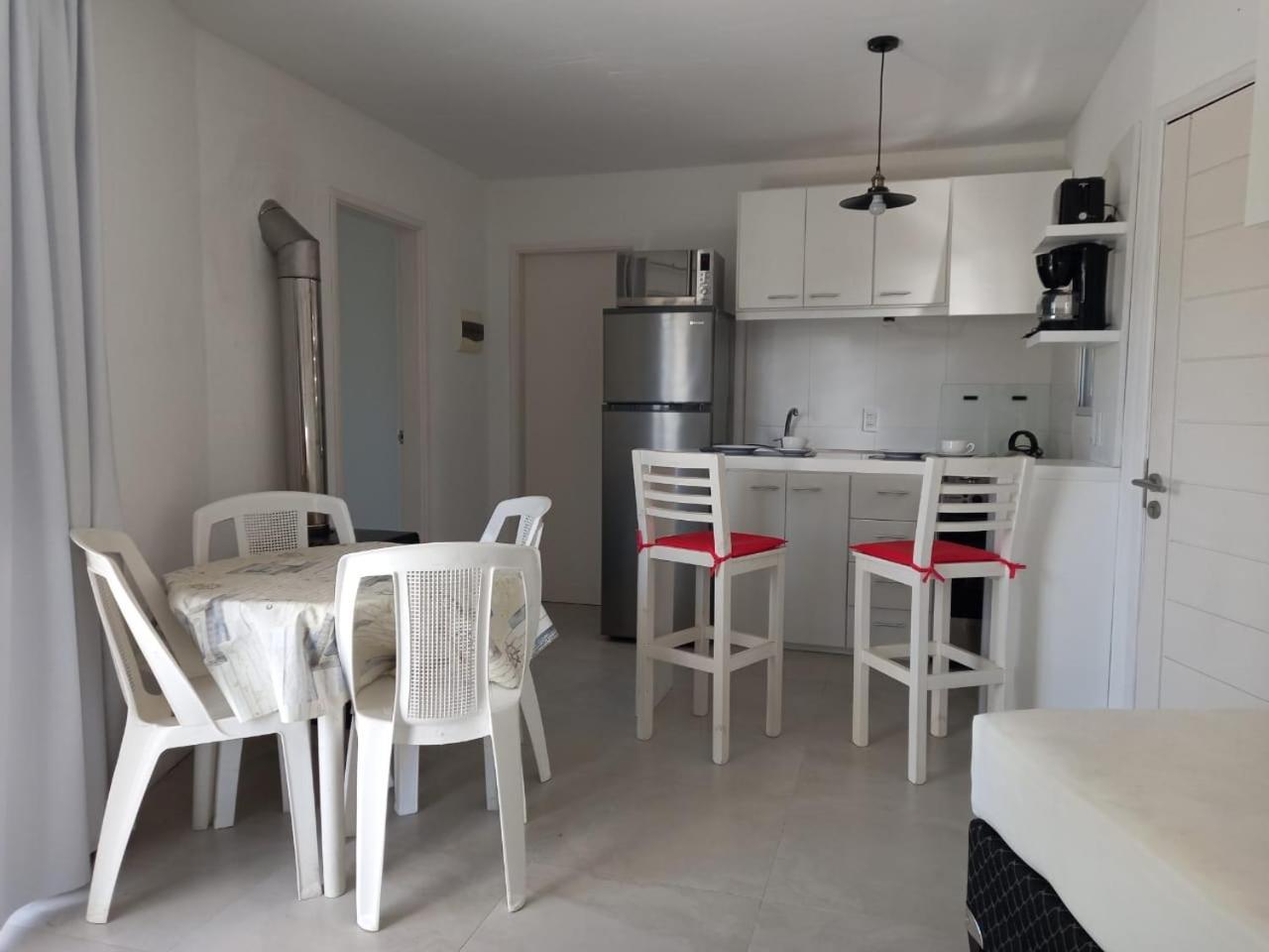 Bungalows Punta Colorada Piriapolis Exterior photo