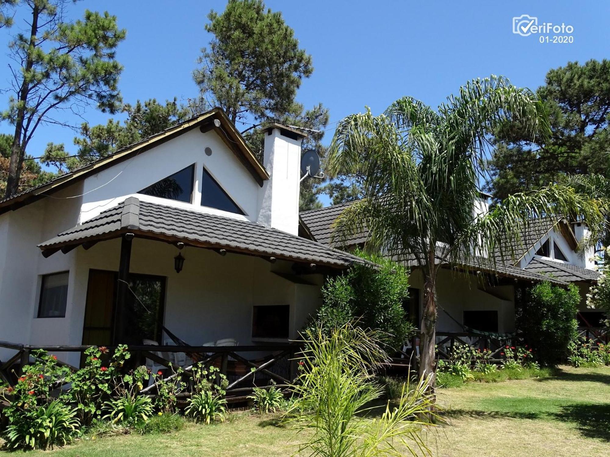 Bungalows Punta Colorada Piriapolis Exterior photo