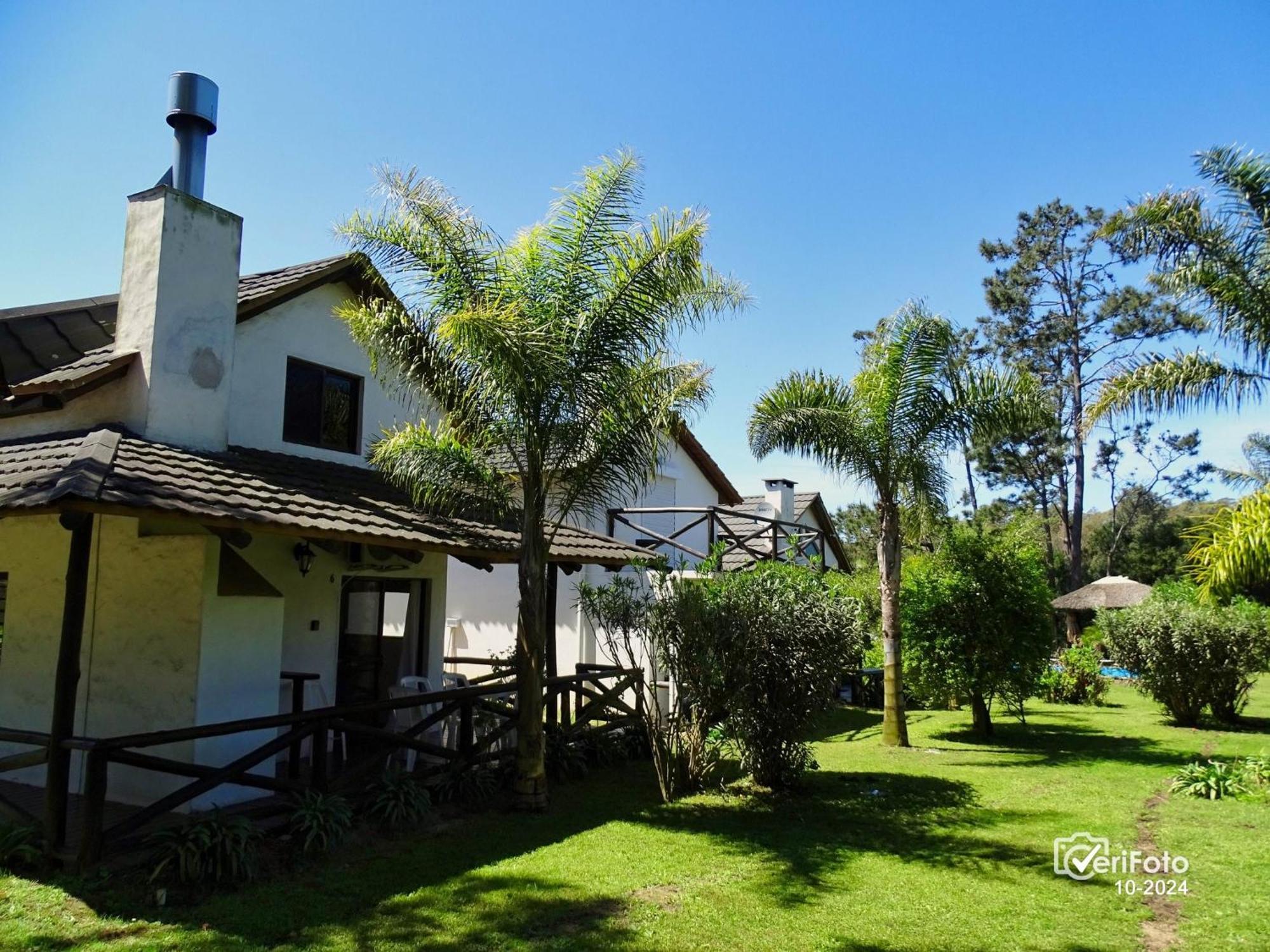 Bungalows Punta Colorada Piriapolis Exterior photo