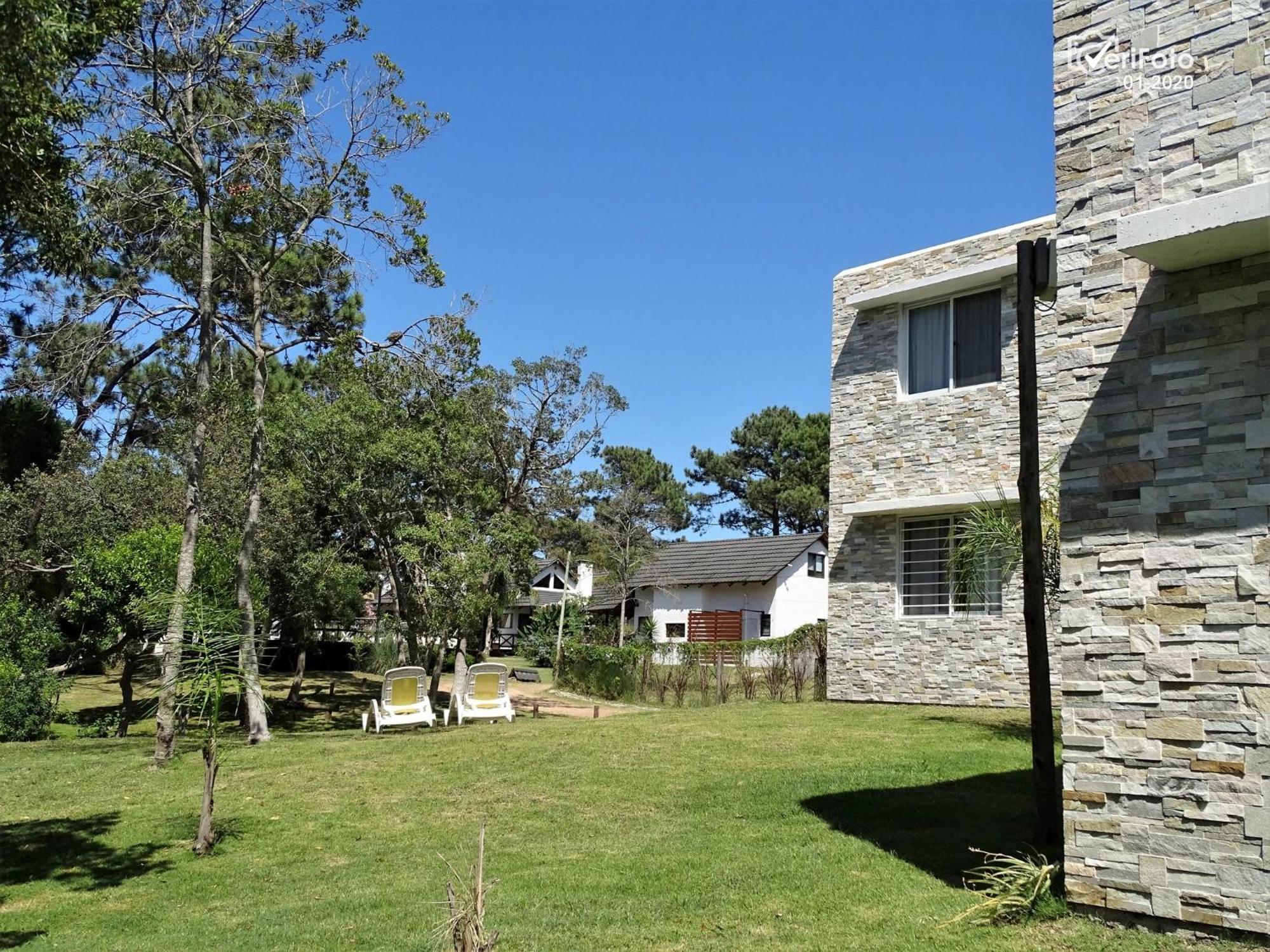 Bungalows Punta Colorada Piriapolis Exterior photo